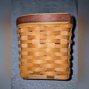 Longaberger 1994 Woven Basket With Red And Blue Stripe. Plastic Liner Included.